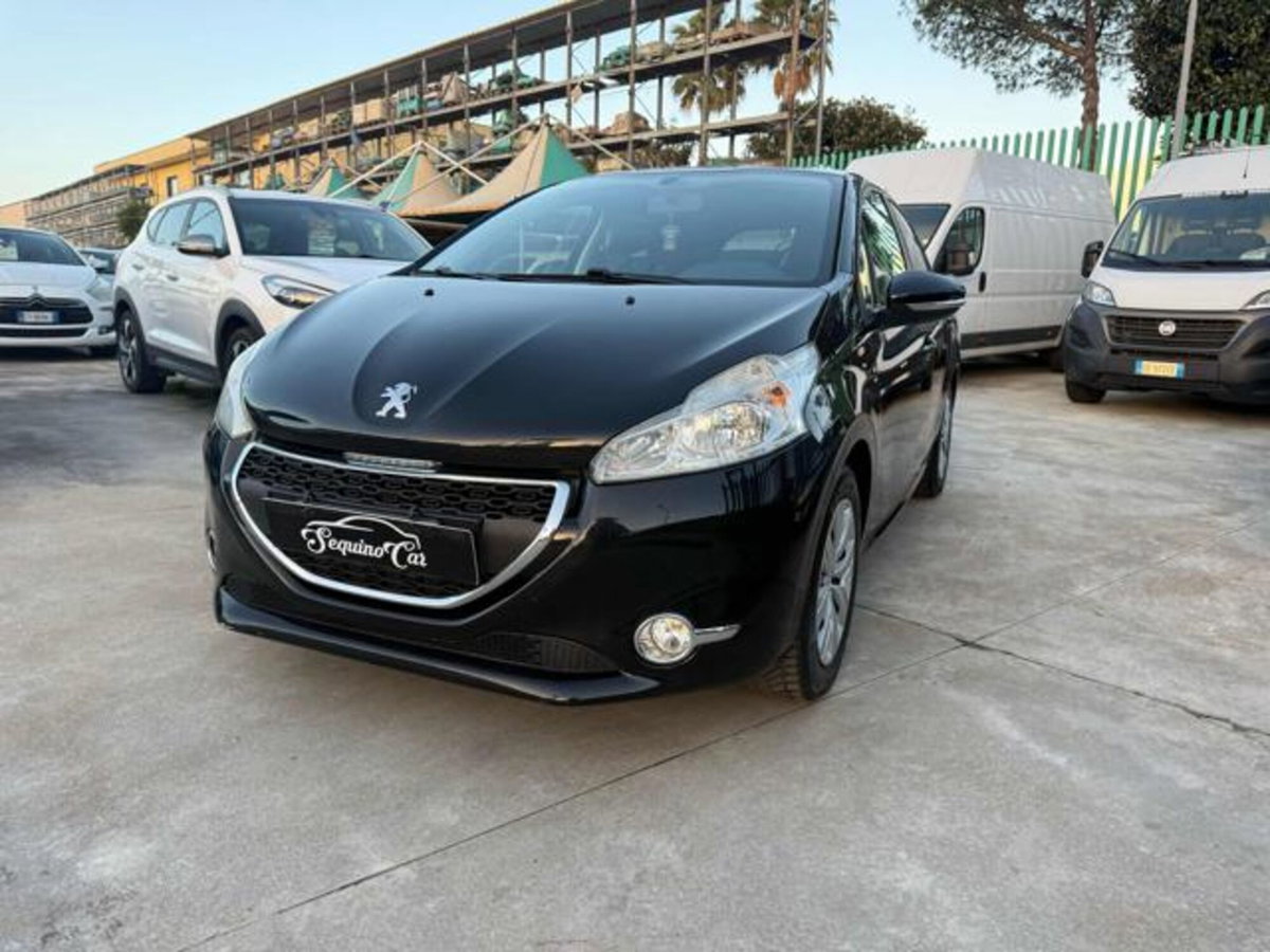Peugeot 208 HDi 68 CV 5 porte Allure (2)