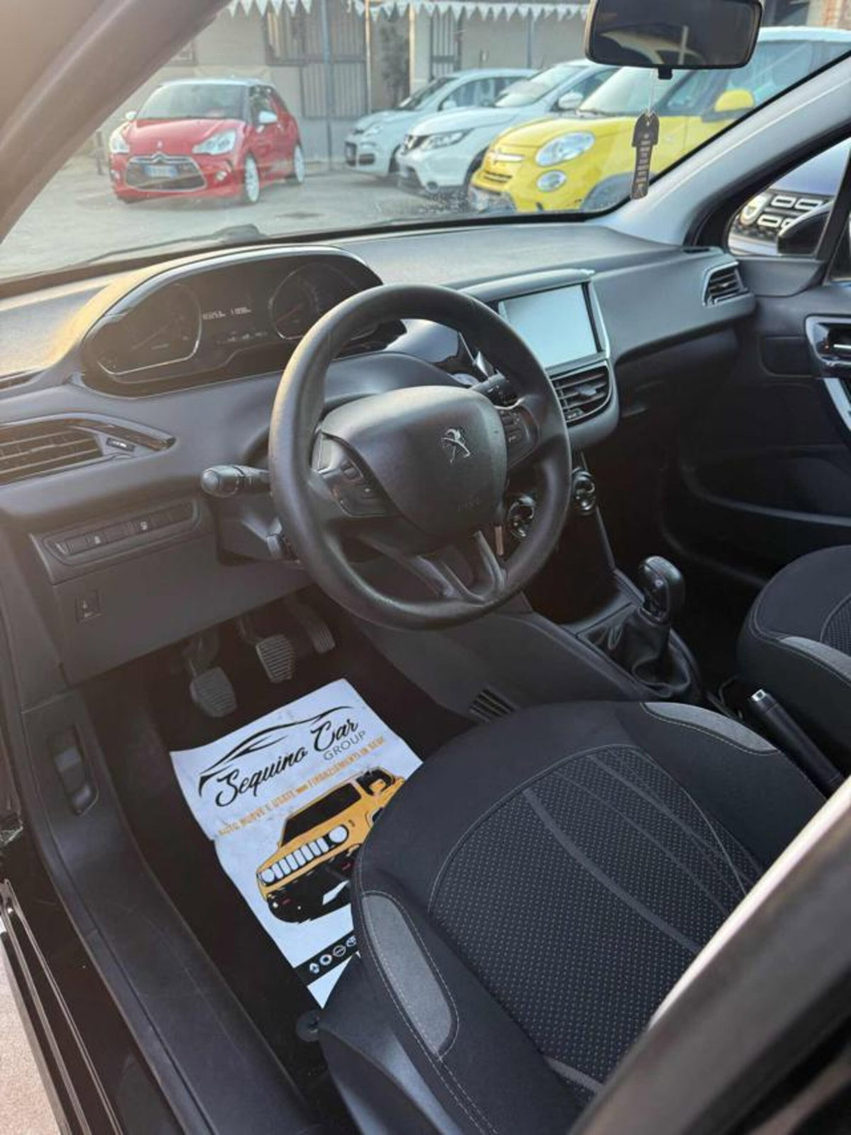 Peugeot 208 HDi 68 CV 5 porte Allure (7)