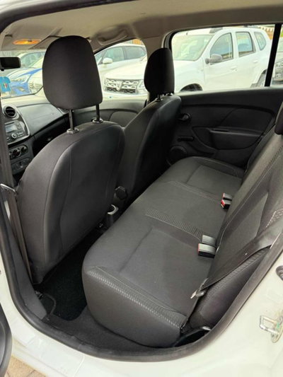 Dacia Sandero 1.5 dCi 8V 75CV Ambiance (11)