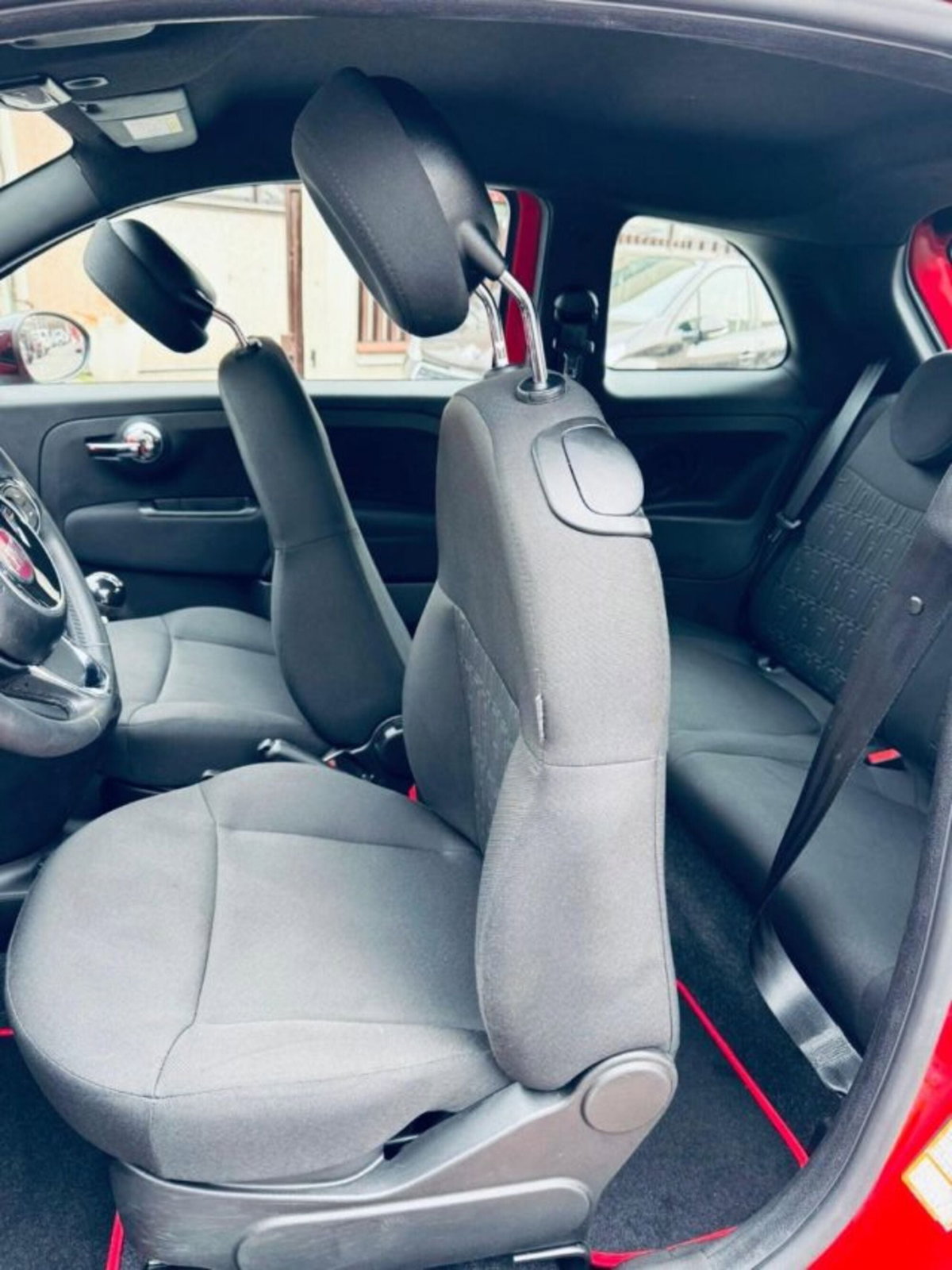 Fiat 500 1.0 Hybrid Red (7)