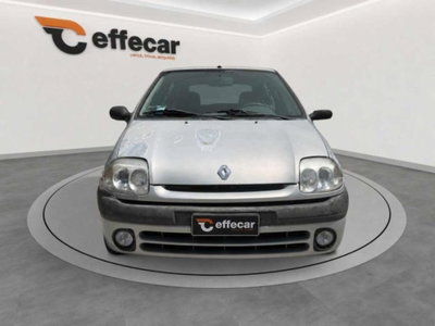 Renault Clio 1.2 cat 3 porte RXE (2)