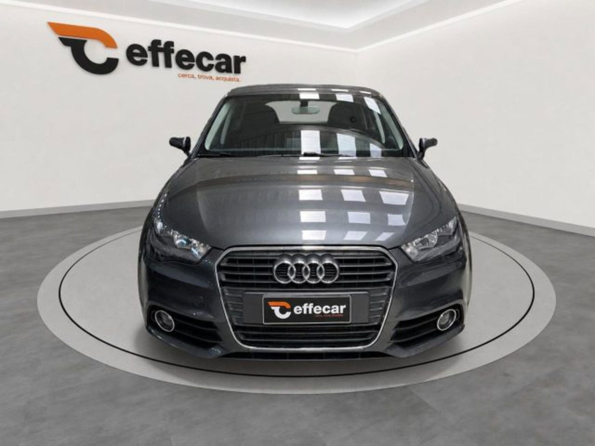 Audi A1 Sportback 2.0 TDI Ambition (2)