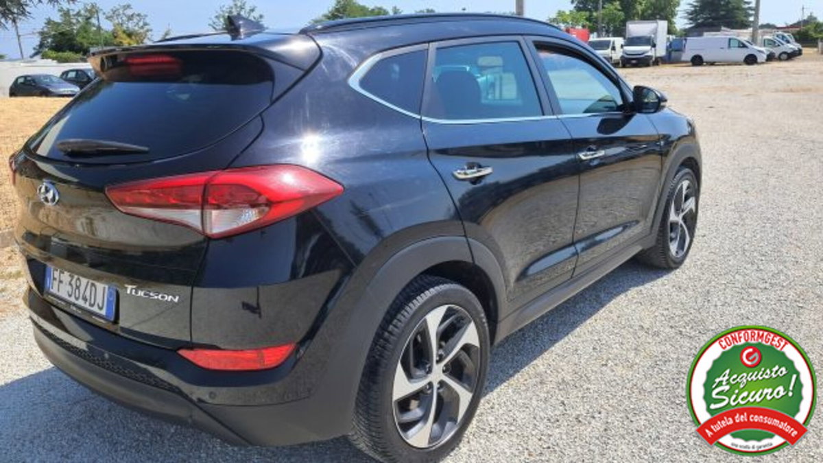 Hyundai Tucson 1.7 CRDi DCT XPossible (11)