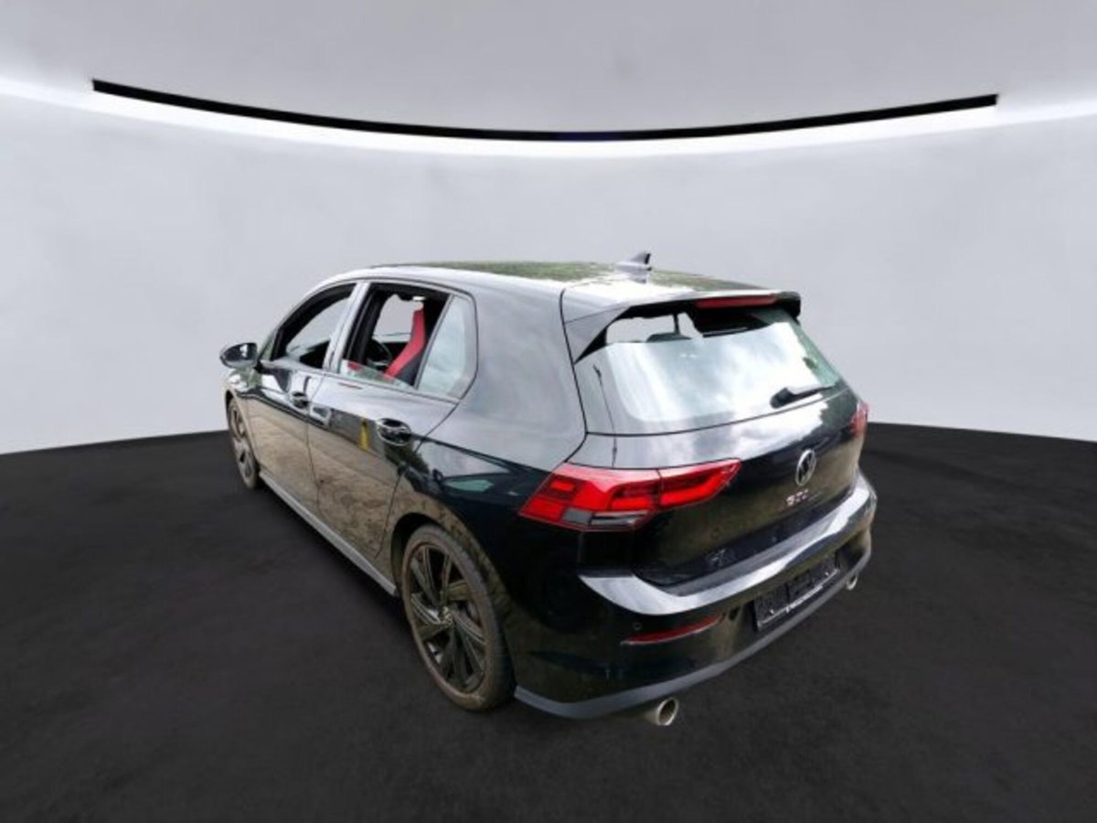 Volkswagen Golf 2.0 TSI GTI DSG (3)