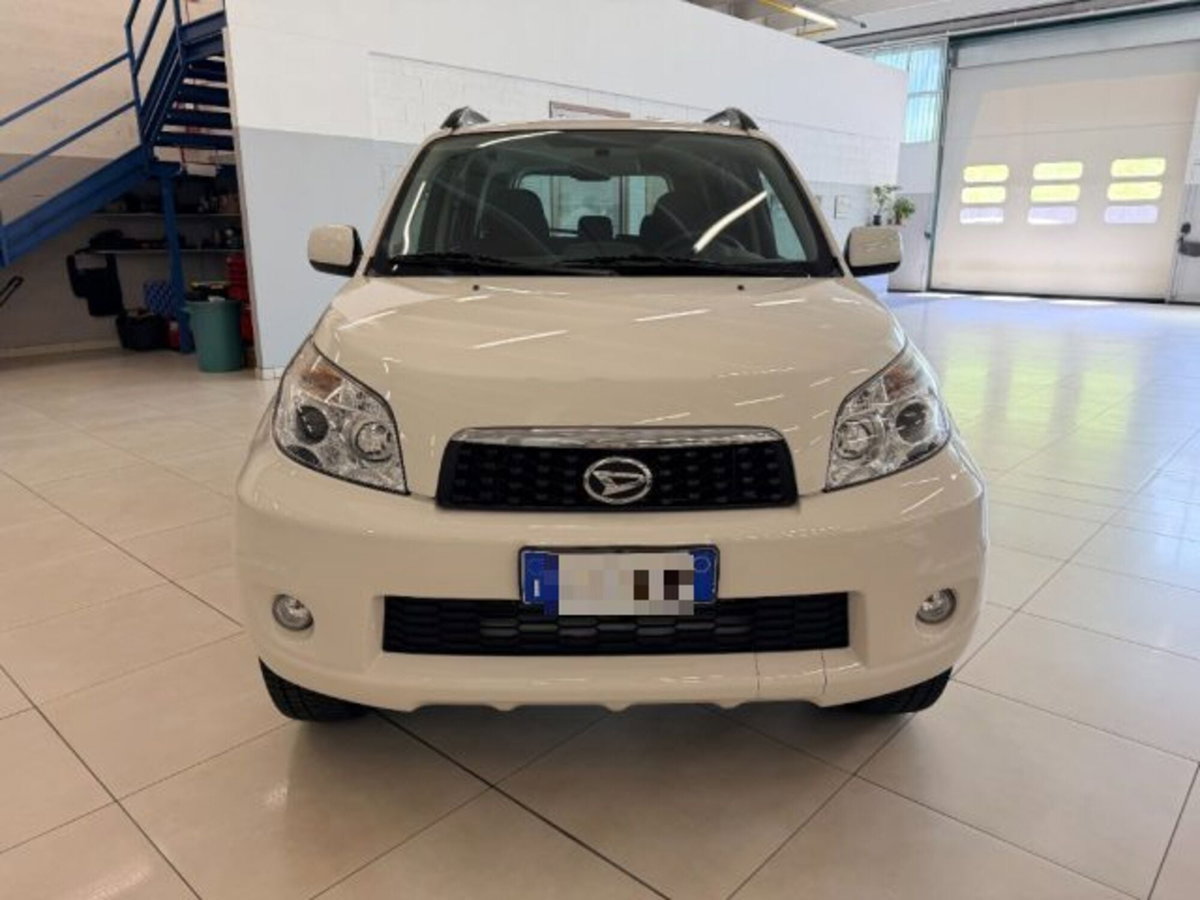 Daihatsu Terios 1.5 4WD B You Five Dolomite (2)