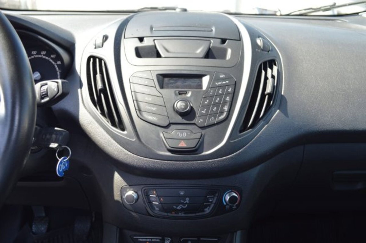 Ford Transit Courier 1.0 EcoBoost 100CV  Trend (11)