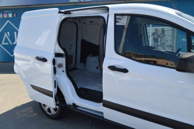 Ford Transit Courier 1.0 EcoBoost 100CV  Trend (14)
