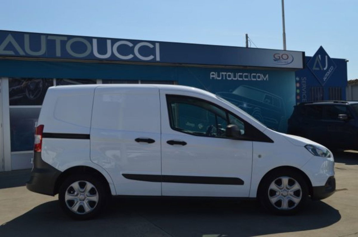 Ford Transit Courier 1.0 EcoBoost 100CV  Trend (19)