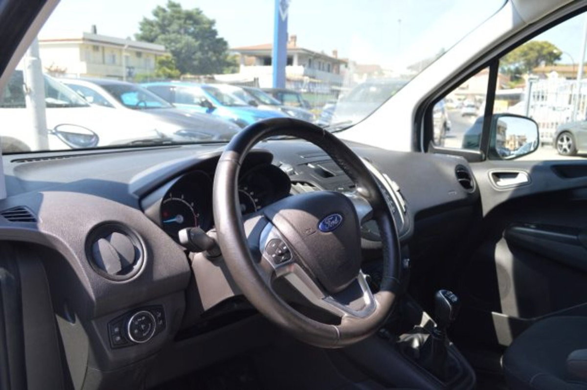 Ford Transit Courier 1.0 EcoBoost 100CV  Trend (8)