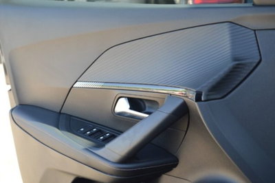 Peugeot 2008 PureTech 130 S&S EAT8 Allure Pack (15)