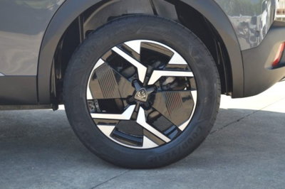Peugeot 2008 PureTech 130 S&S EAT8 Allure Pack (20)