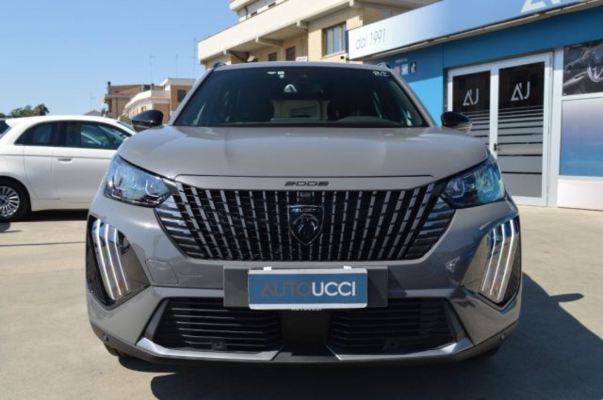 Peugeot 2008 PureTech 130 S&S EAT8 Allure Pack (4)