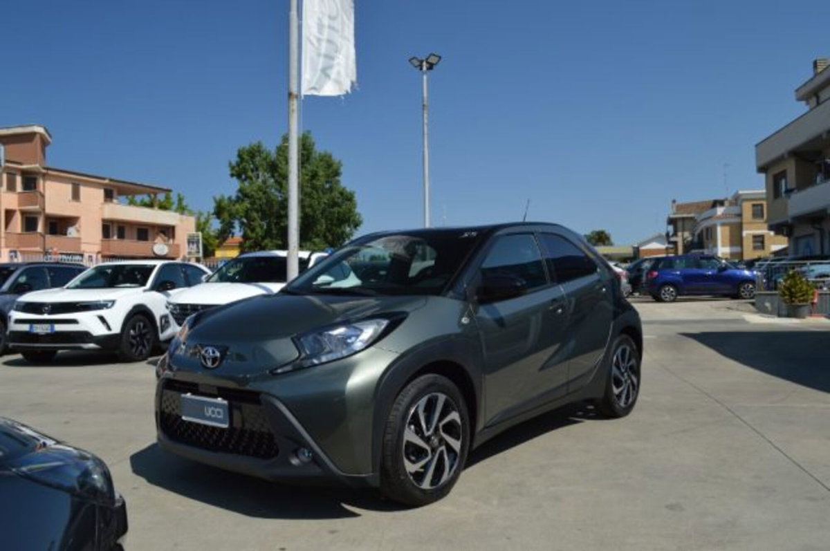 Toyota Aygo X 1.0 VVT-i 72 CV 5 porte Limited Air (20)