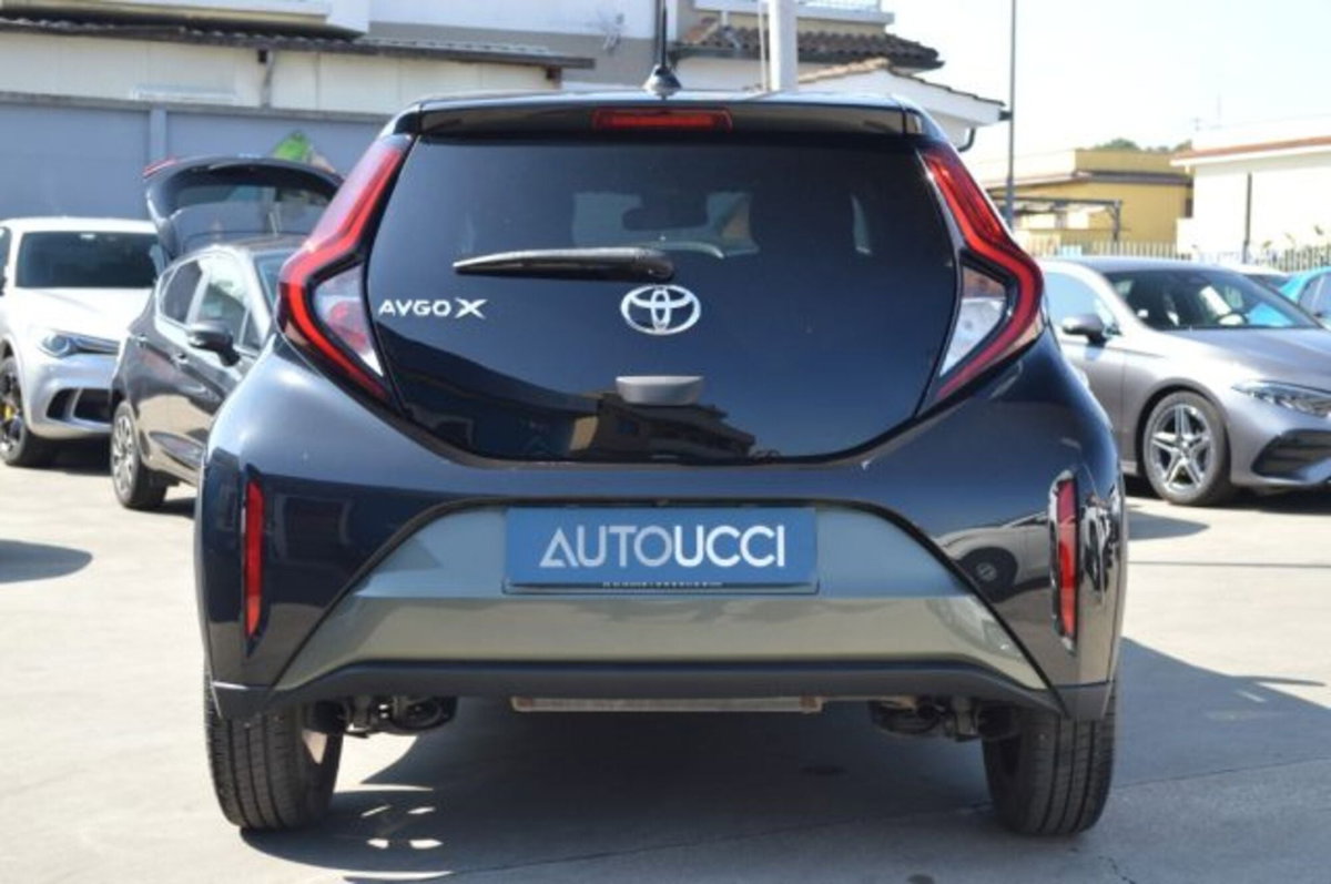 Toyota Aygo X 1.0 VVT-i 72 CV 5 porte Limited Air (6)