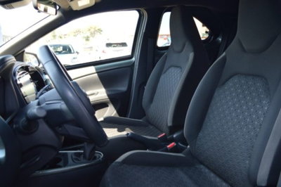 Toyota Aygo X 1.0 VVT-i 72 CV 5 porte Limited Air (8)