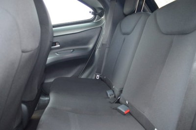 Toyota Aygo X 1.0 VVT-i 72 CV 5 porte Limited Air (9)