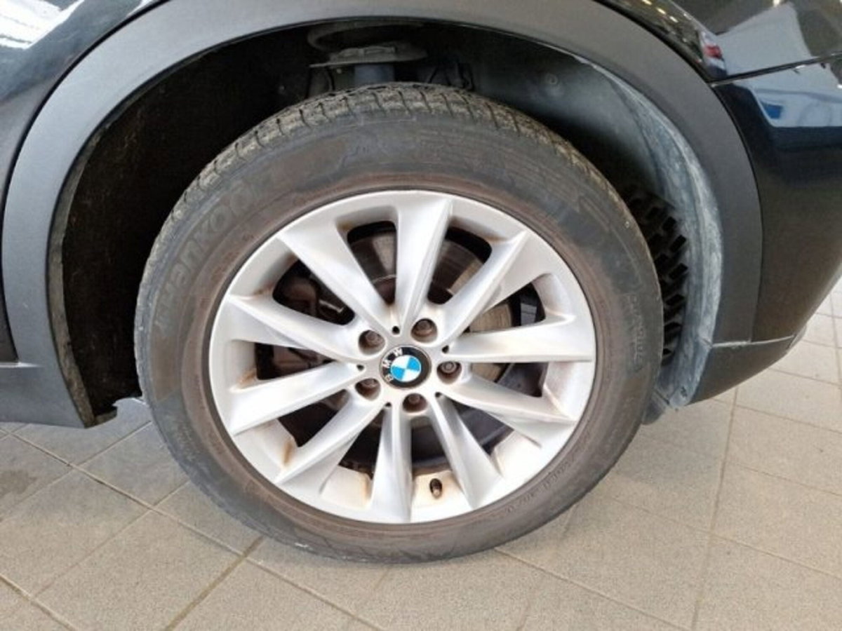 BMW X3 xDrive20d Futura (16)