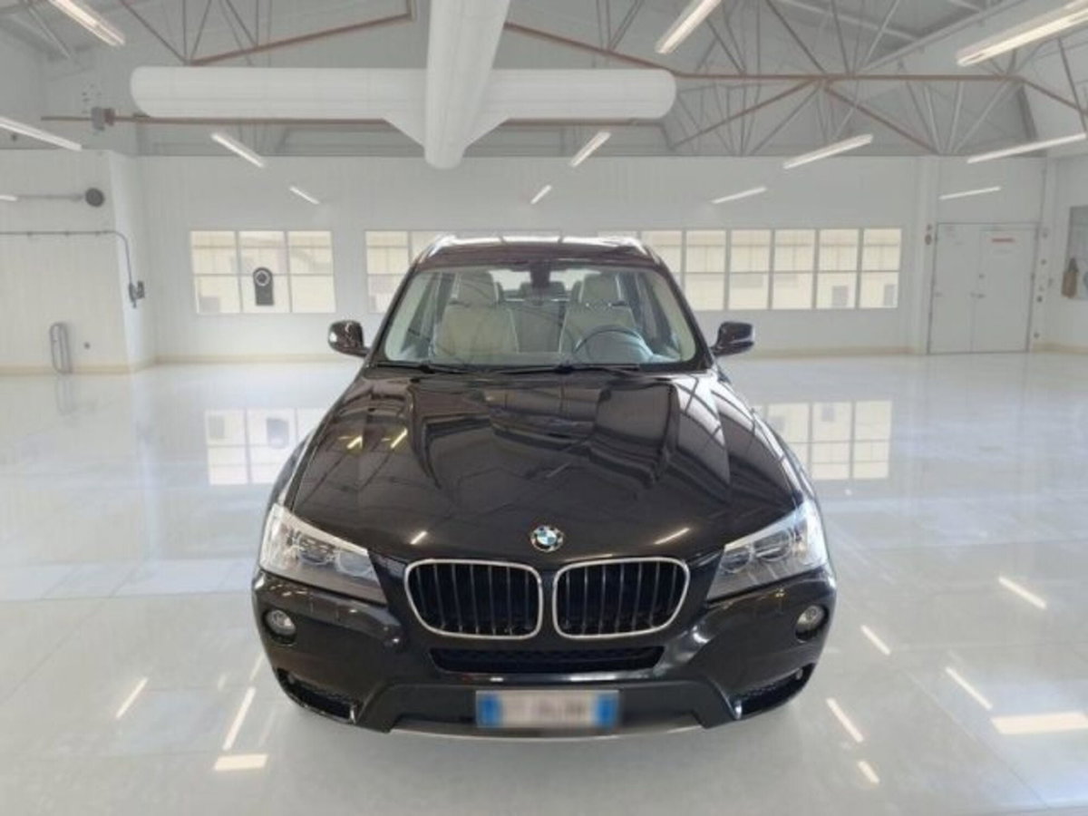 BMW X3 xDrive20d Futura (2)