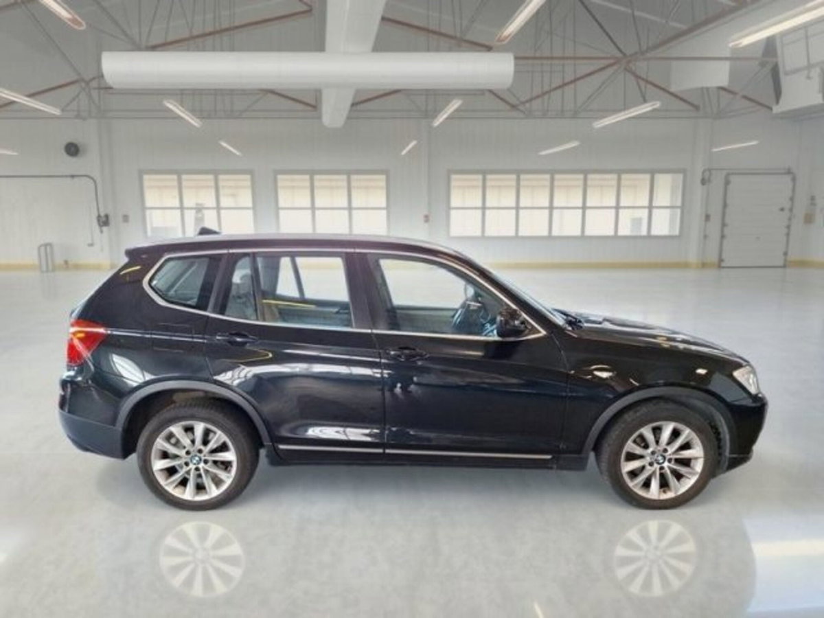 BMW X3 xDrive20d Futura (3)