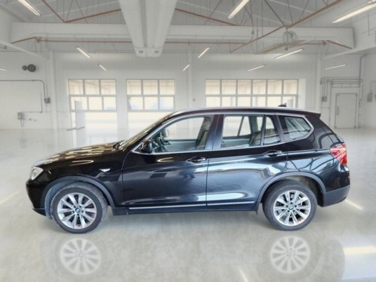BMW X3 xDrive20d Futura (4)