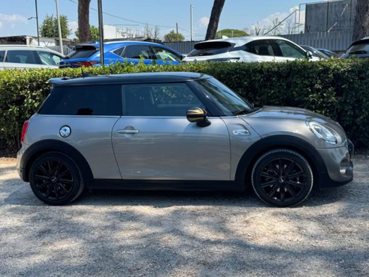 MINI Mini 2.0 Cooper SD Boost 5 porte (3)