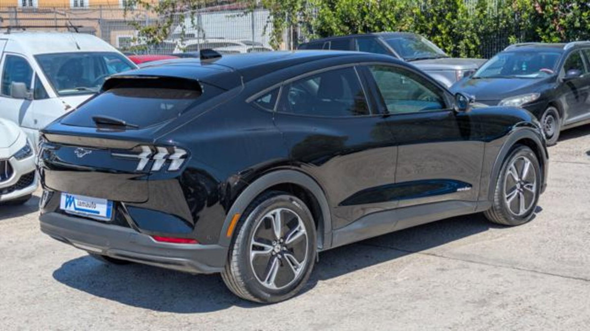 Ford Mustang Mach-E standard range rwd 268cv auto (4)