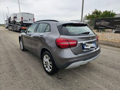 Mercedes-Benz GLA SUV 180 d Automatic Business (8)