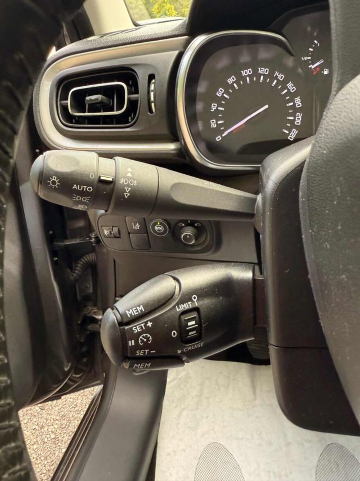 Citroen C3 1.2 puretech You s&s 83cv neopatentati (9)