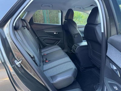 Peugeot 3008 BlueHDi 130 S&S EAT8 Allure Pack (14)