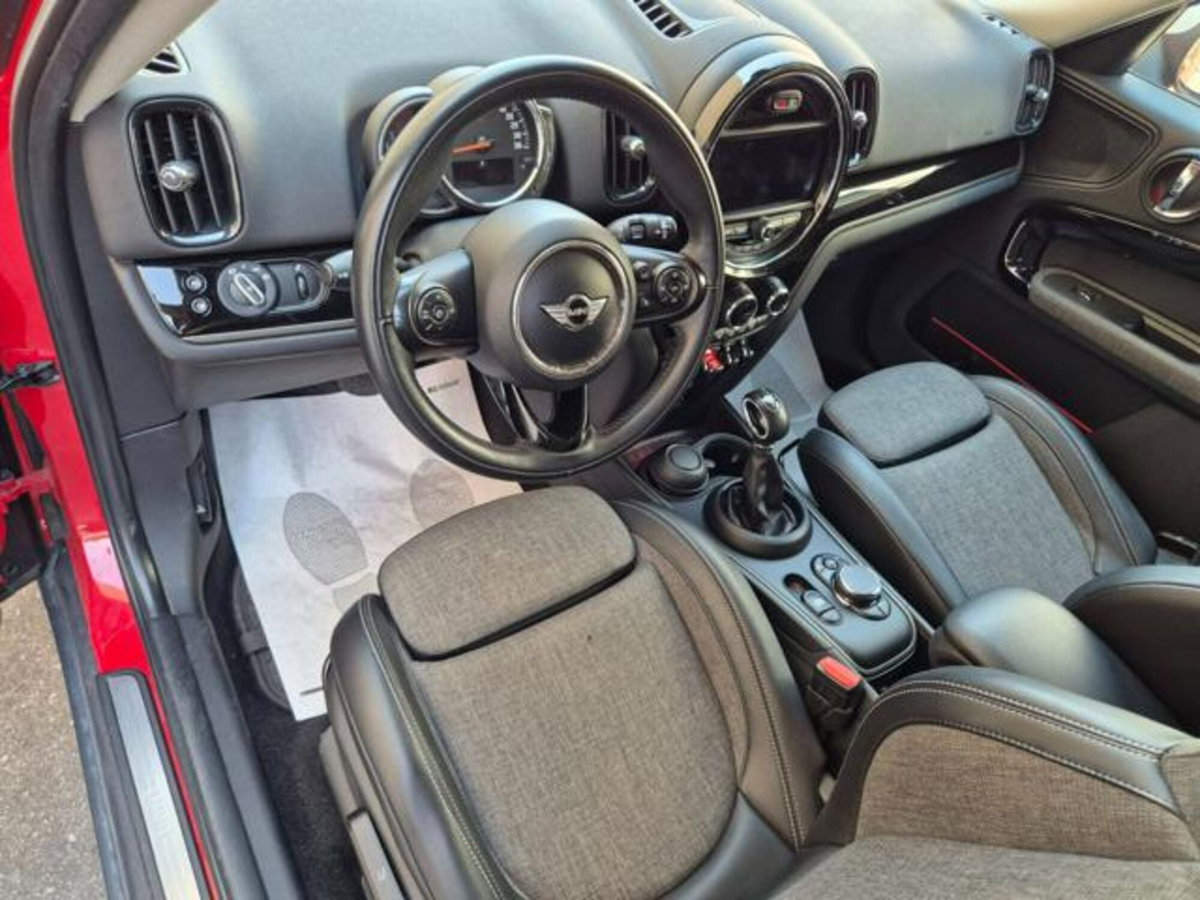 MINI Mini Countryman 2.0 Cooper D Hype Countryman (10)