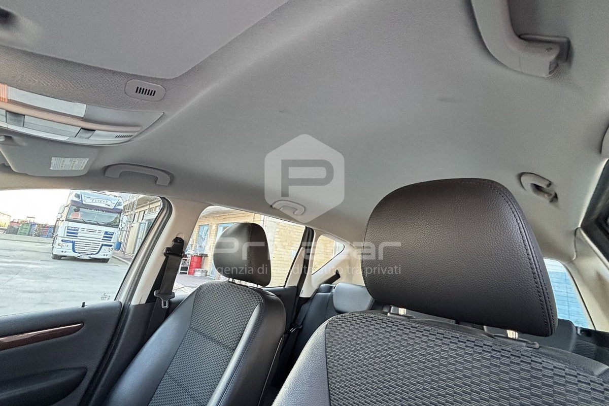 Mercedes-Benz Classe A 180 CDI Premium (15)