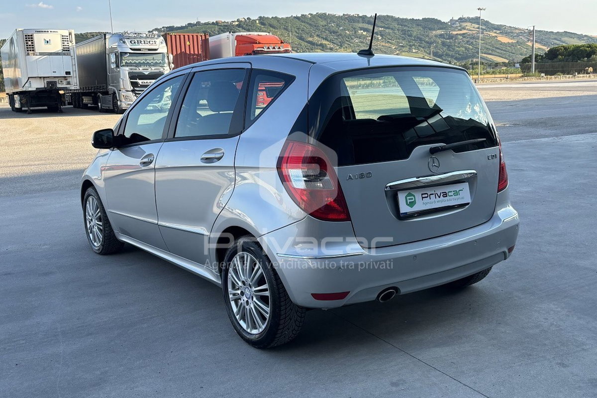 Mercedes-Benz Classe A 180 CDI Premium (7)