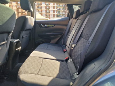 Nissan Qashqai 1.6 dCi 4WD Tekna (13)