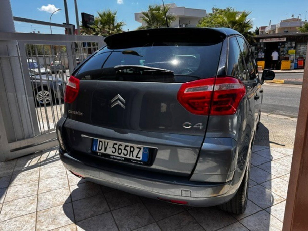 Citroen C4 Picasso 1.6 HDi 110 FAP Elegance (7)