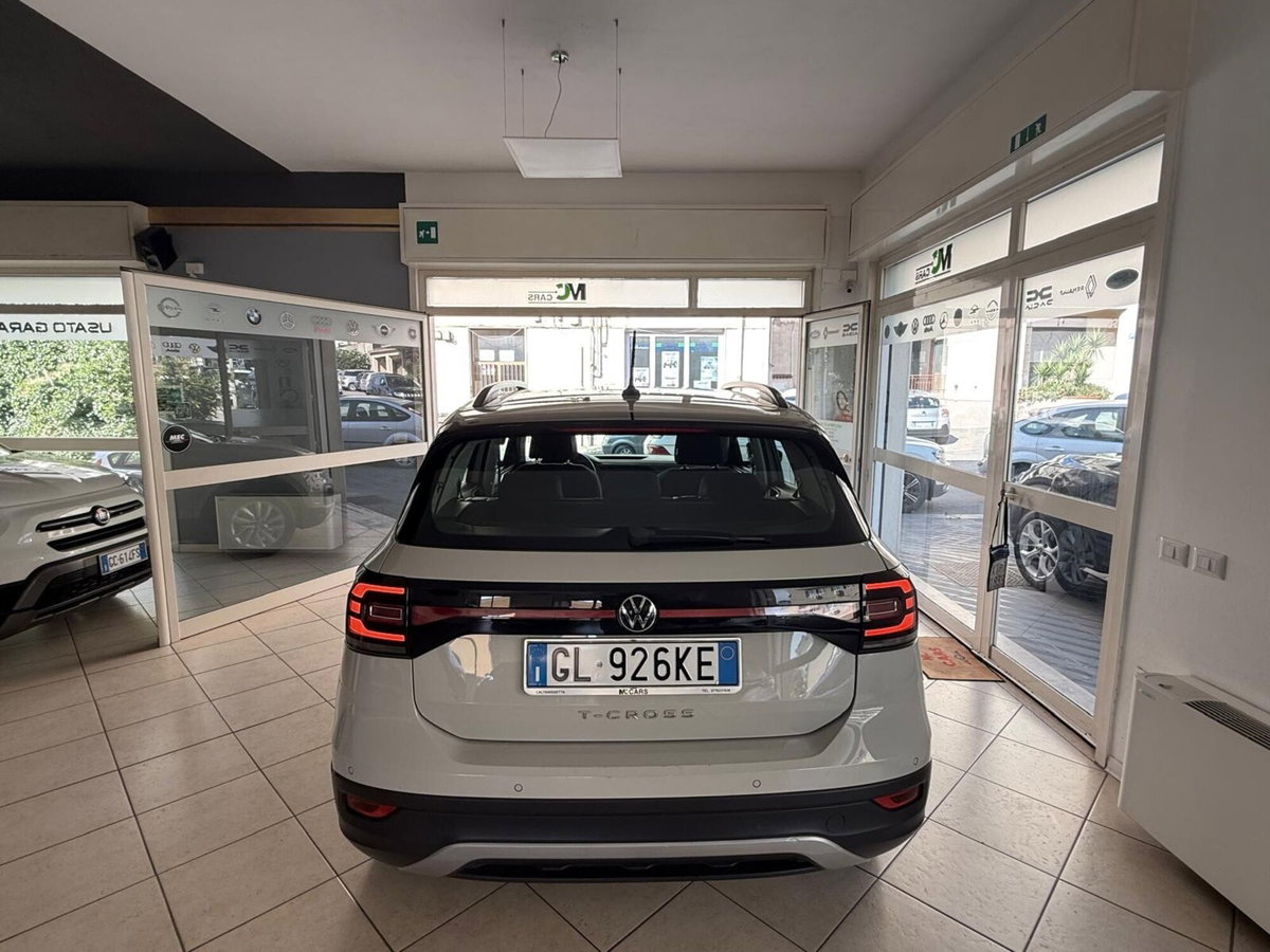 Volkswagen T-Cross 1.0 TSI Sport (16)