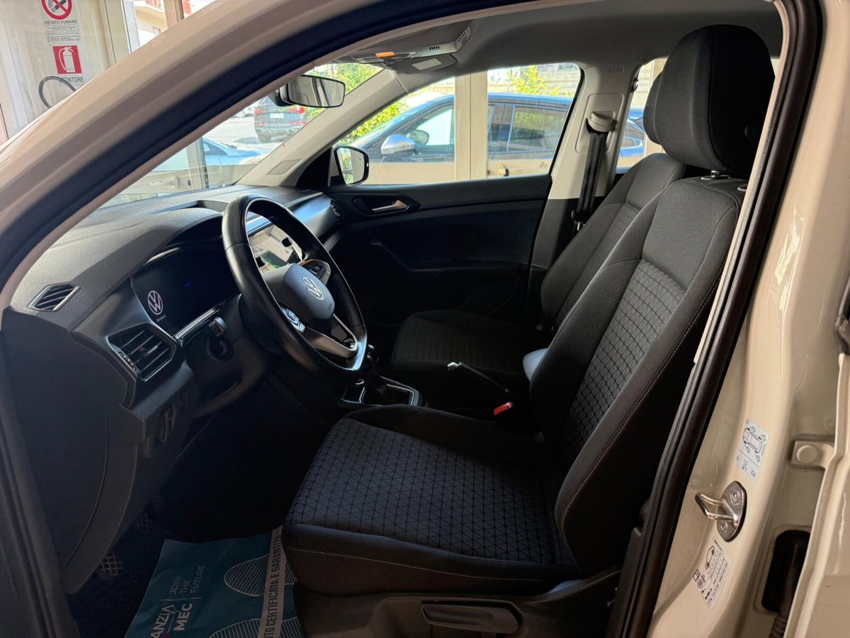 Volkswagen T-Cross 1.0 TSI Sport (4)