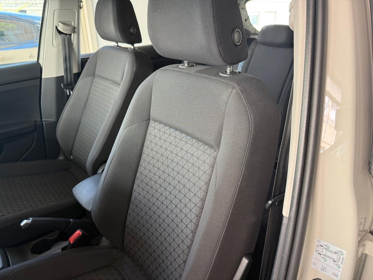 Volkswagen T-Cross 1.0 TSI Sport (5)