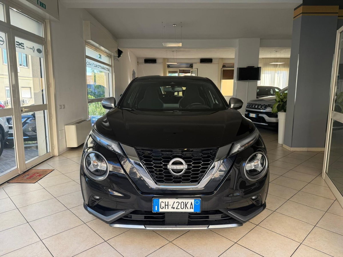 Nissan Juke 1.0 dig-t Tekna 114cv (2)