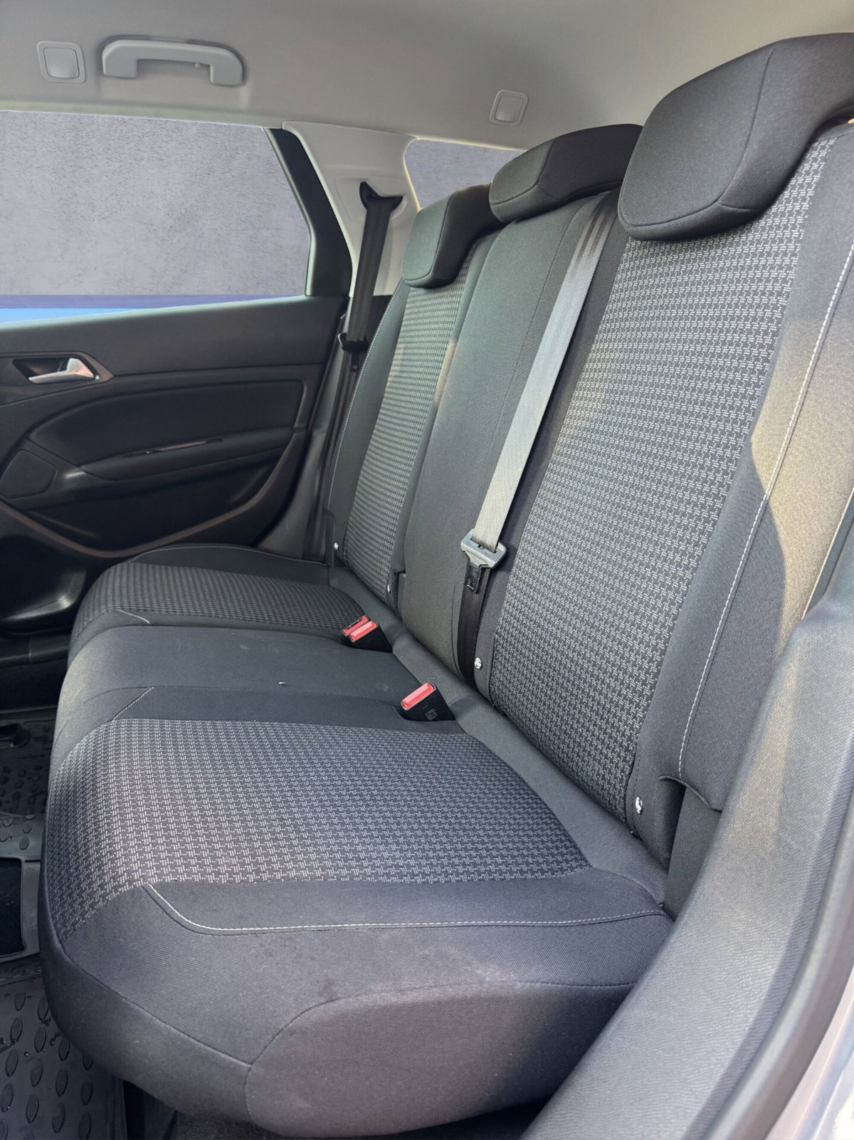 Peugeot 308 SW BlueHDi 100 S&S Active (13)