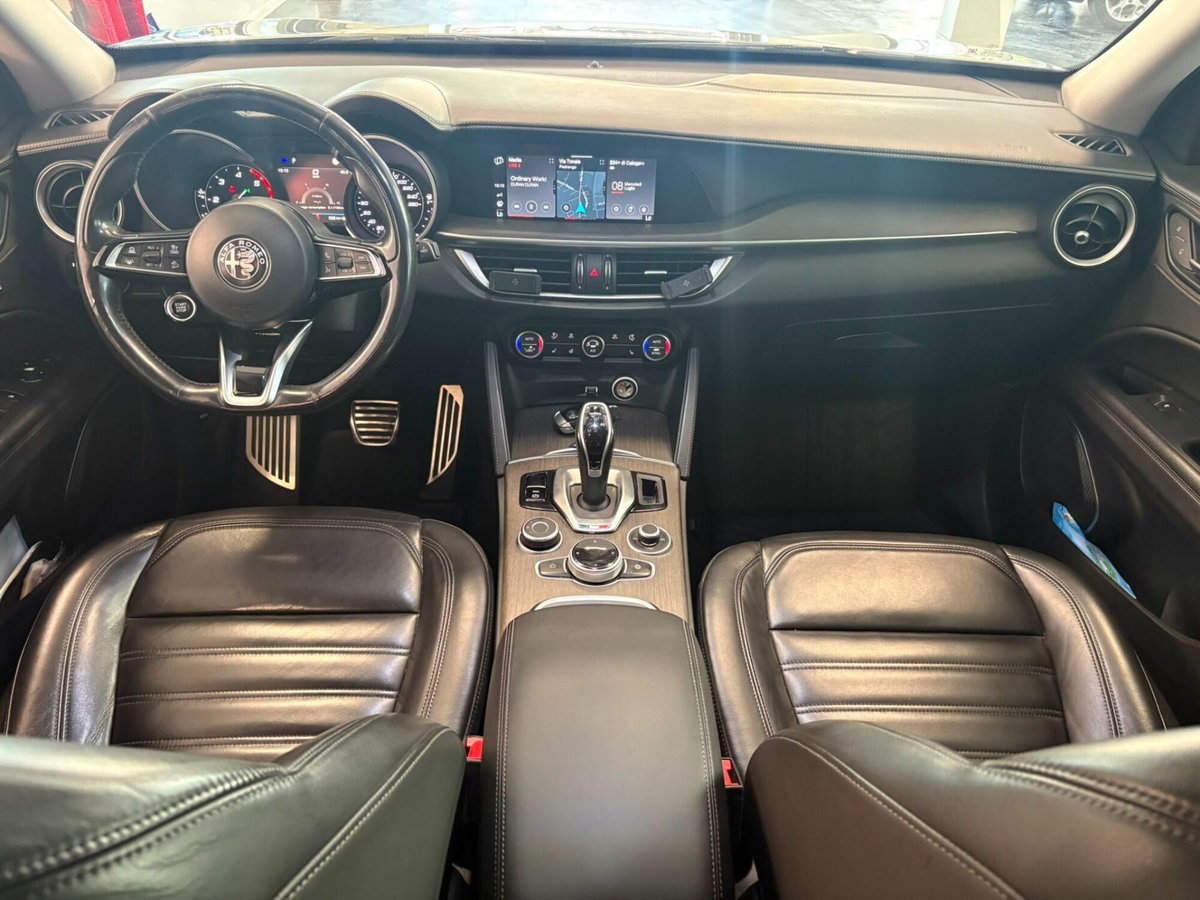 Alfa Romeo Stelvio Stelvio 2.2 Turbodiesel 190 CV AT8 Q4 Ti (10)