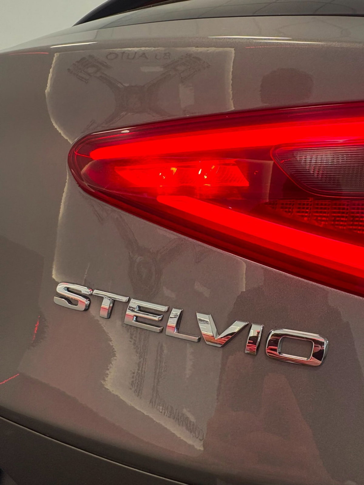 Alfa Romeo Stelvio Stelvio 2.2 Turbodiesel 190 CV AT8 Q4 Ti (12)