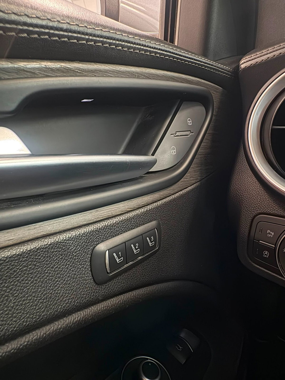 Alfa Romeo Stelvio Stelvio 2.2 Turbodiesel 190 CV AT8 Q4 Ti (4)