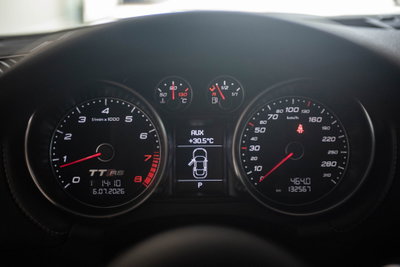 Audi TT RS Coupé 2.5 TFSI quattro S tronic (17)
