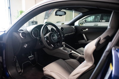 Audi TT RS Coupé 2.5 TFSI quattro S tronic (7)