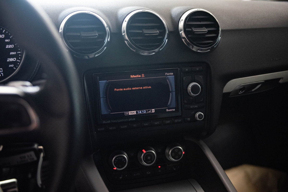 Audi TT RS Coupé 2.5 TFSI quattro S tronic (9)