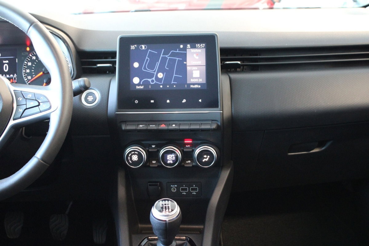 Renault Clio TCe 90 CV 5 porte Equilibre (6)