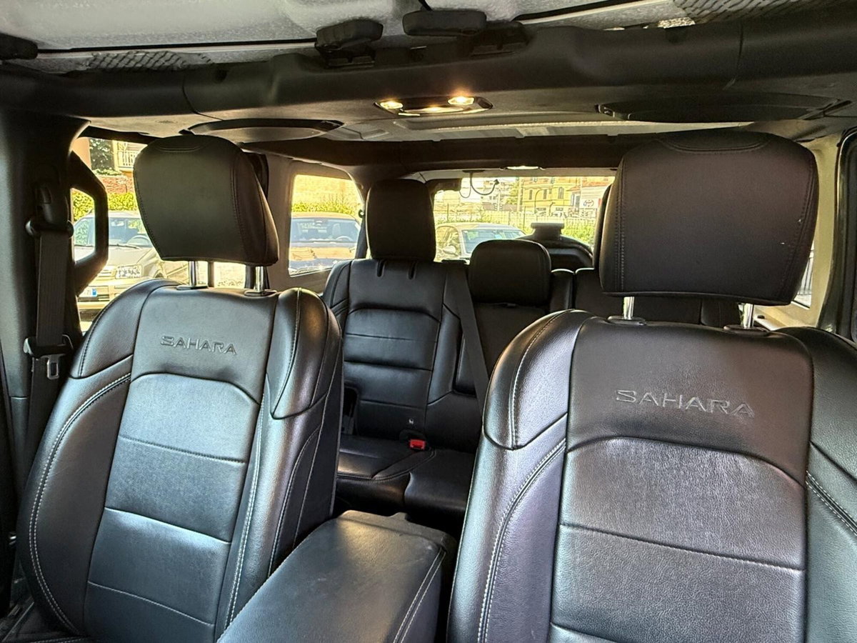 Jeep Wrangler Unlimited 2.2 Mjt II Sahara (17)