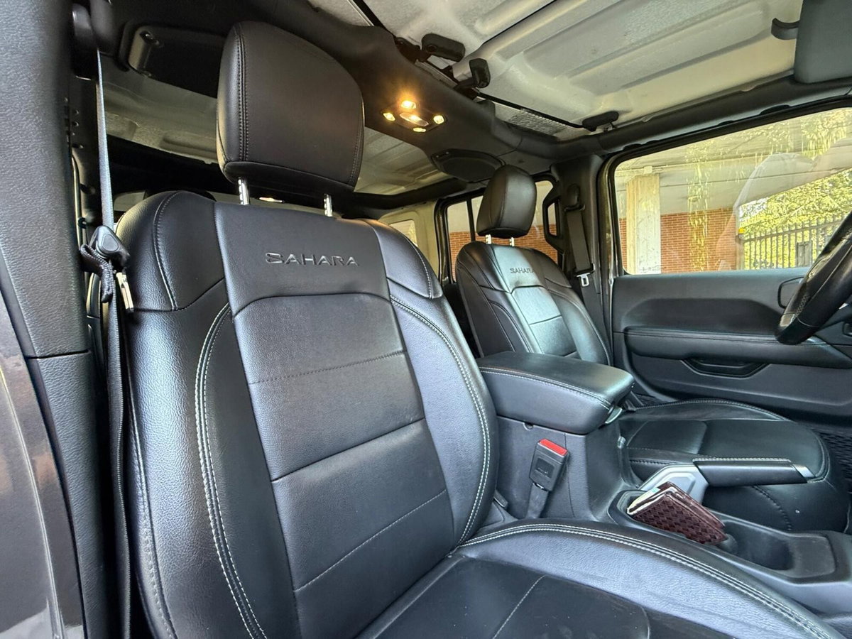 Jeep Wrangler Unlimited 2.2 Mjt II Sahara (18)