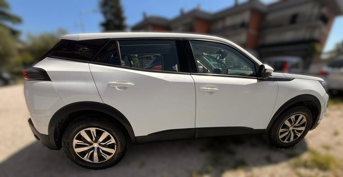 Peugeot 2008 PureTech 100 S&S Active (3)
