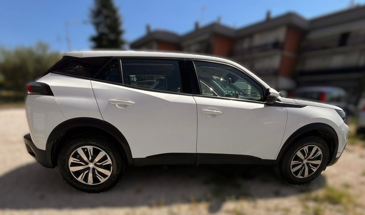 Peugeot 2008 PureTech 100 S&S Active (5)